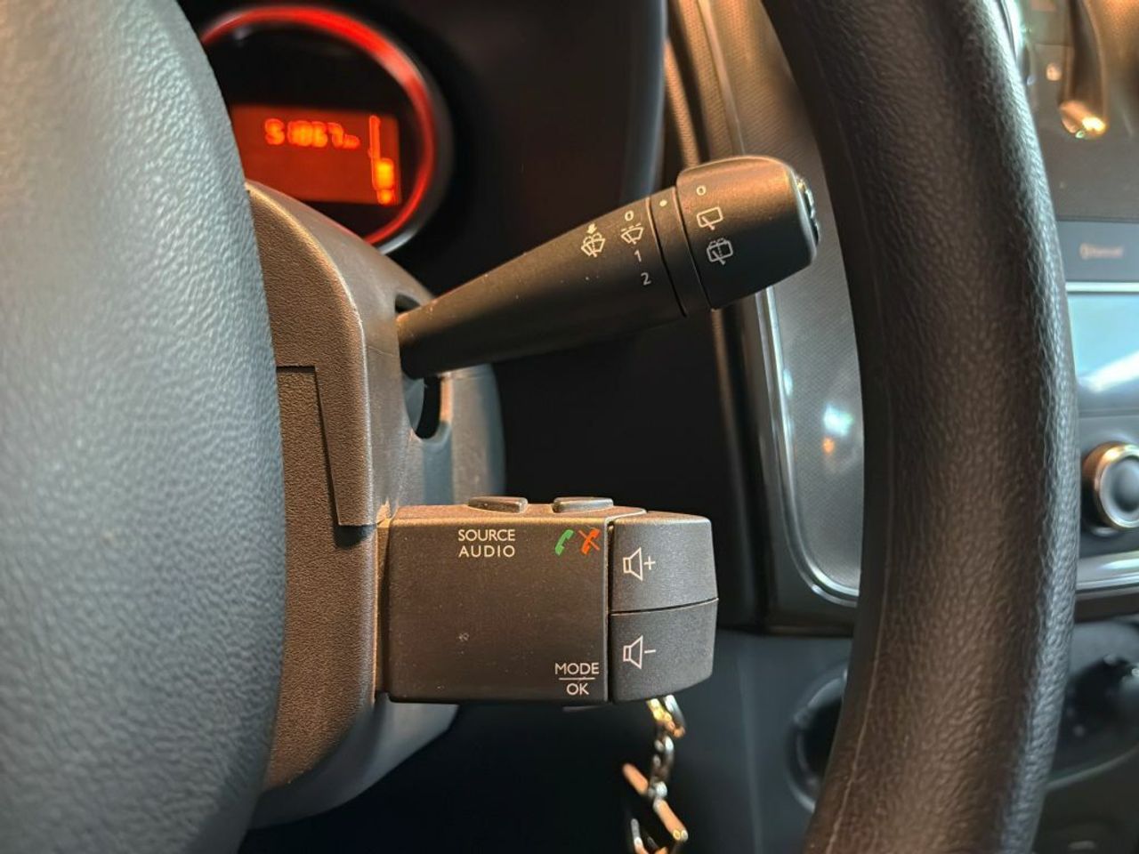 Dacia Sandero Stepway Comfort TCE 66kW (90CV) - 18 - foto 16