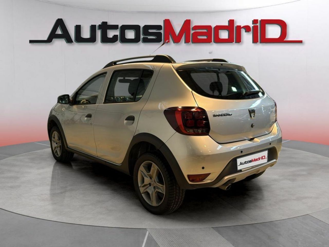 Dacia Sandero Stepway Comfort TCE 66kW (90CV) - 18 - foto 5