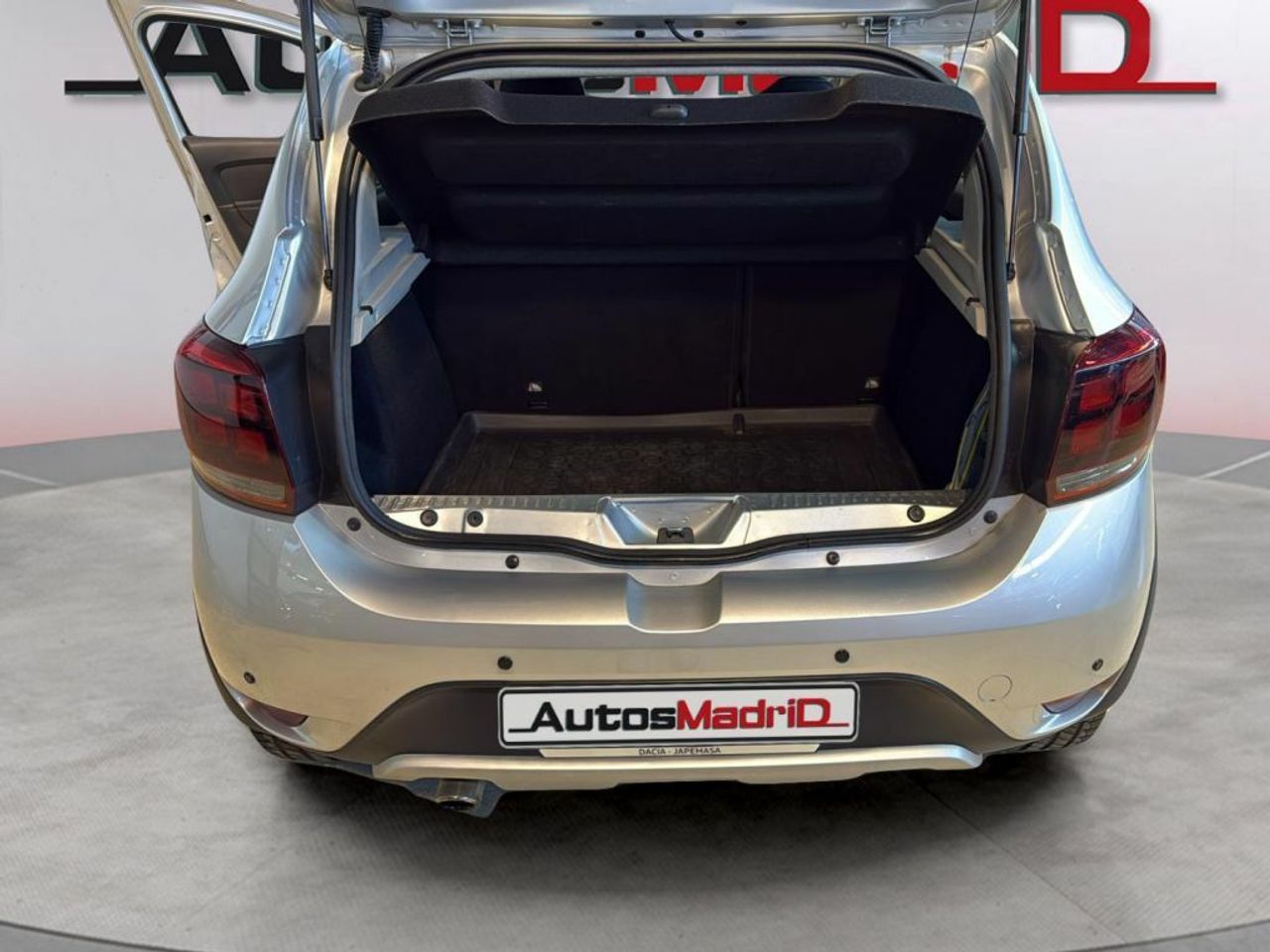 Dacia Sandero Stepway Comfort TCE 66kW (90CV) - 18 - foto 7