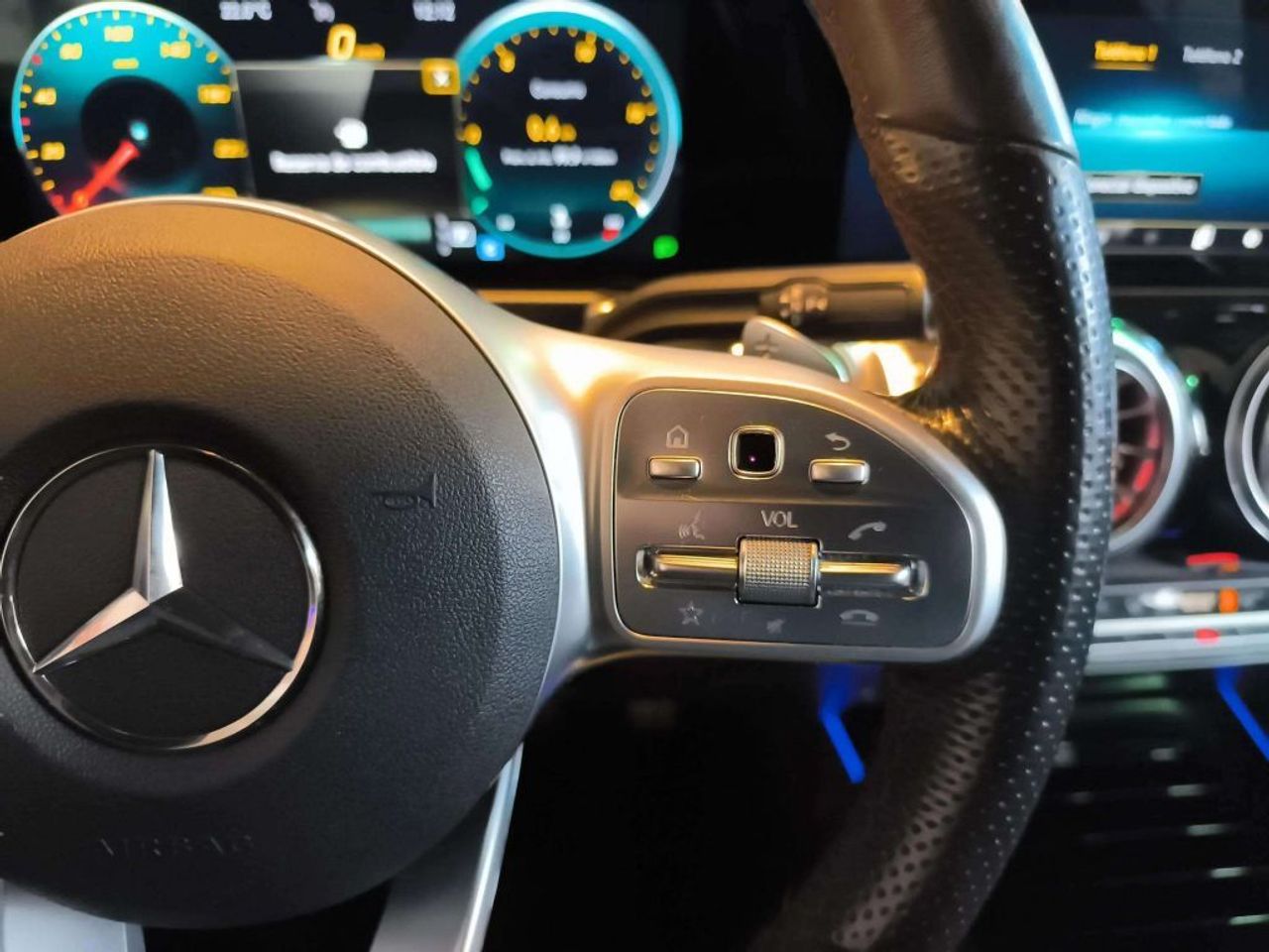 Mercedes Clase GLB 2.0 GLB 200 D DCT 110KW (150CV) - foto 20