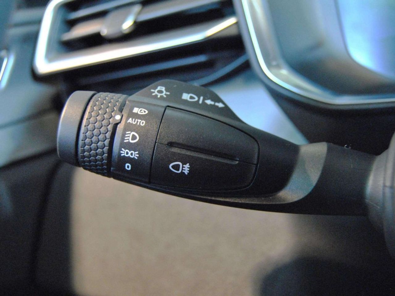 Lynk & Co 01 1.5T PHEV - foto 17