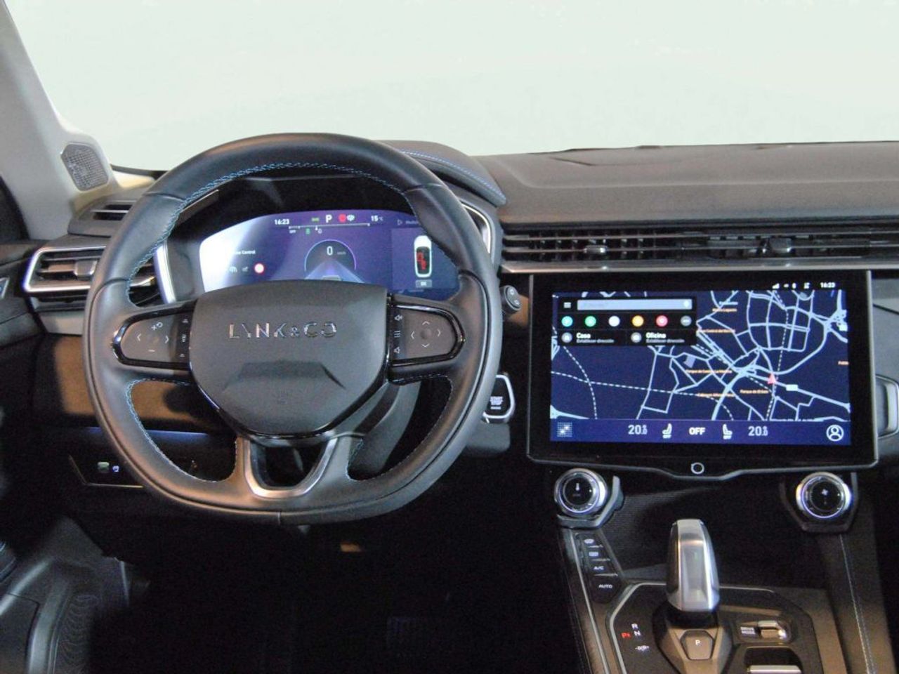 Lynk & Co 01 1.5T PHEV - foto 15