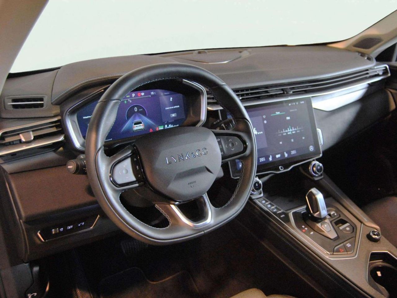 Lynk & Co 01 1.5T PHEV - foto 11