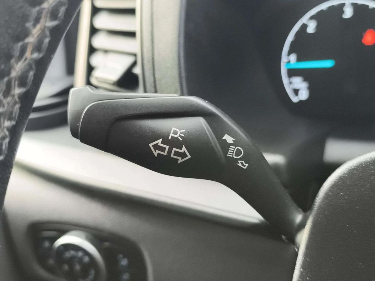 Ford Transit Custom Van 2.0 TDCI 96kW 300 L1 Trail - foto 15