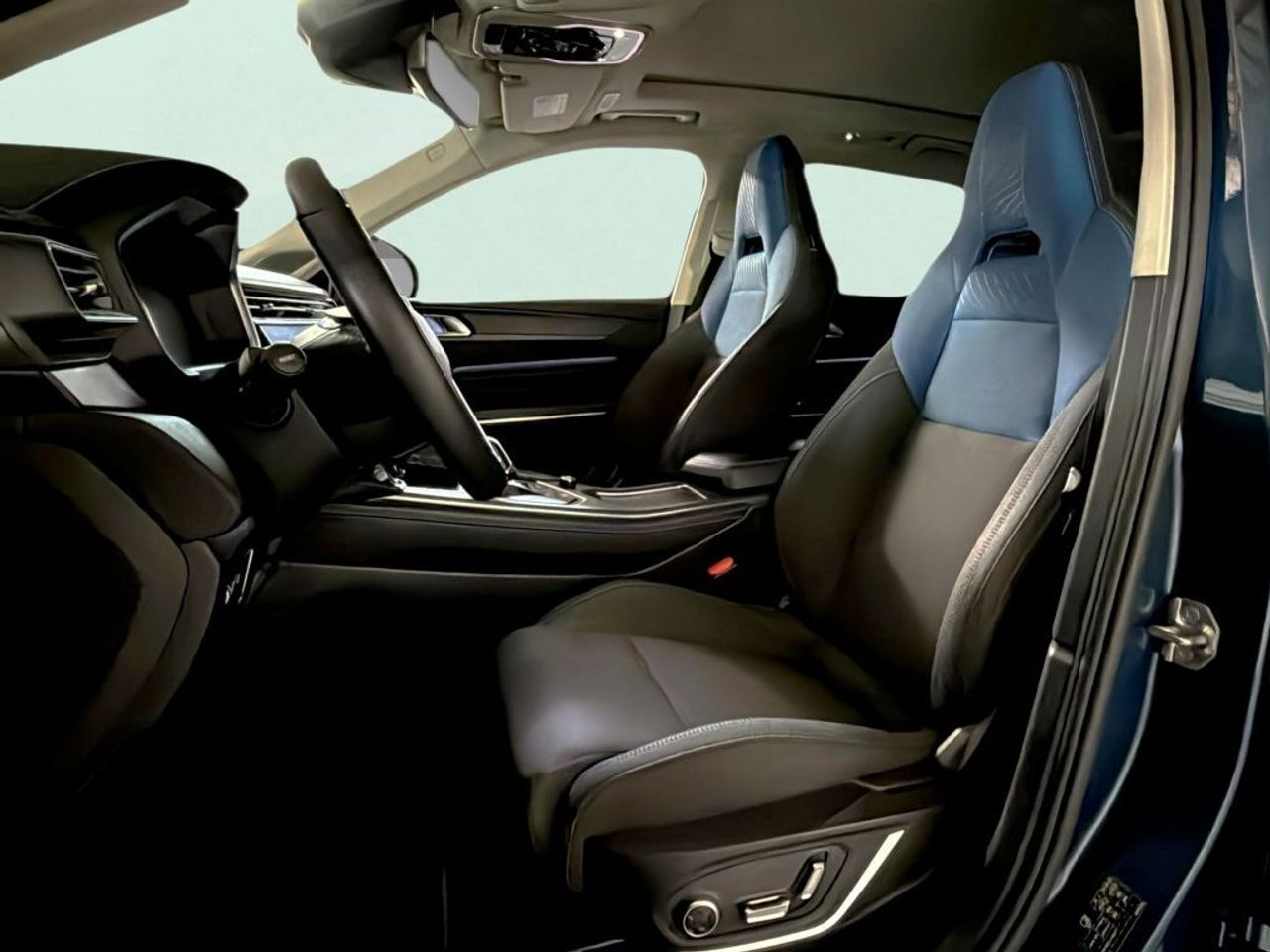 Lynk & Co 01 LYNK & CO 01 1.5 PHEV 6.6 - foto 12