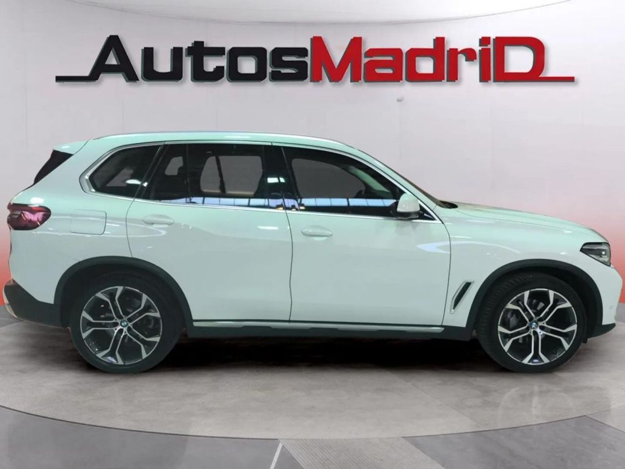 BMW X5 xDrive30d - foto 10