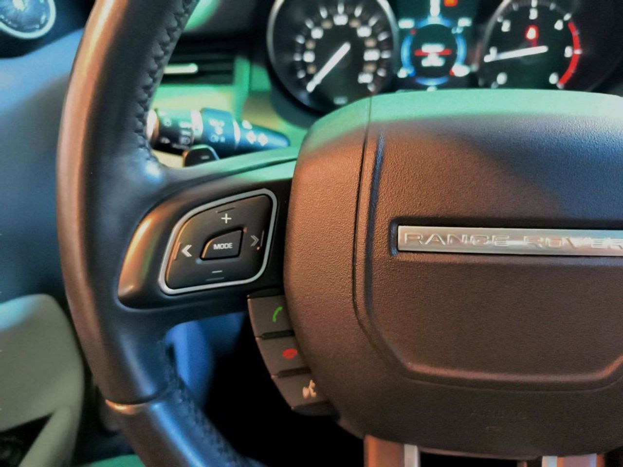 Land-Rover Range Rover Evoque 2.0L TD4 132kW (180CV) 4x4 HSE - foto 19