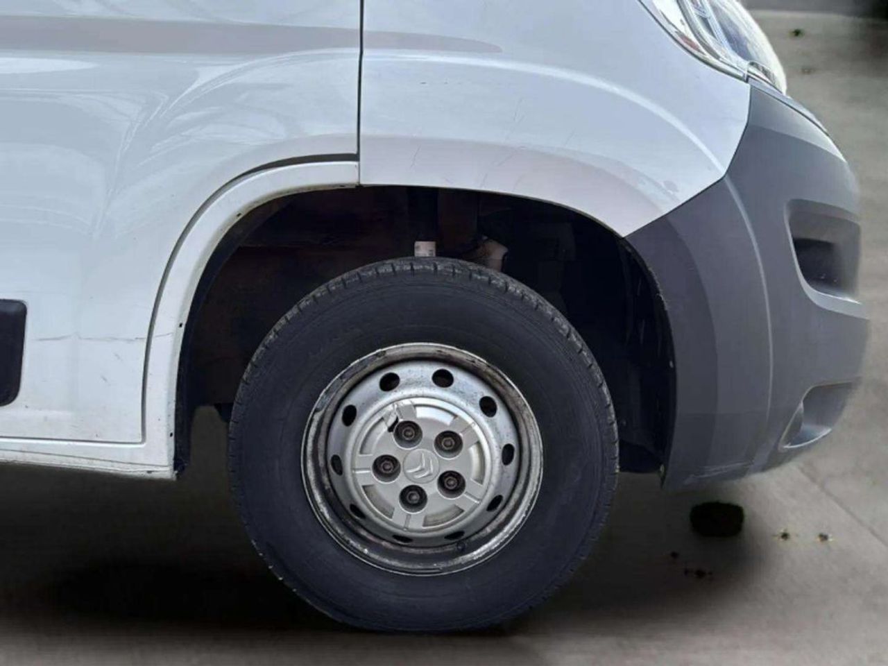 Citroën Jumper BlueHDi 96KW (130CV) Furgón 35L2H2 - foto 9