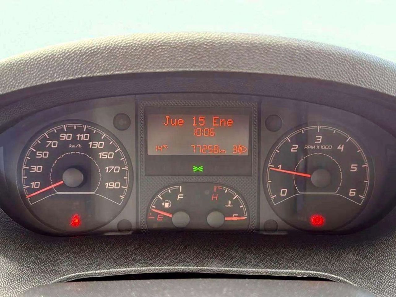 Citroën Jumper BlueHDi 96KW (130CV) Furgón 35L2H2 - foto 16