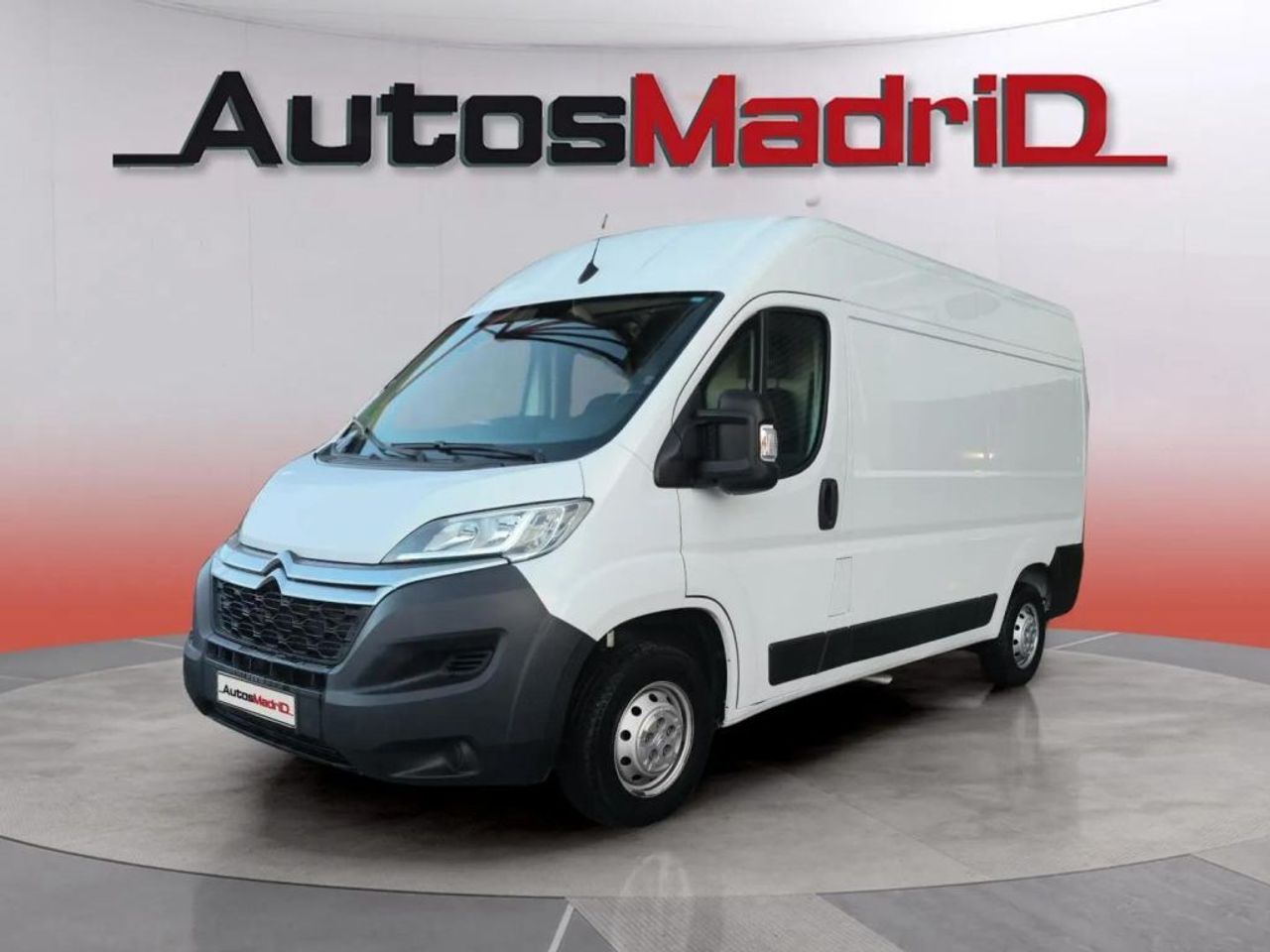 Citroën Jumper BlueHDi 103KW (140CV) Furgón 35L2H2 - foto 3