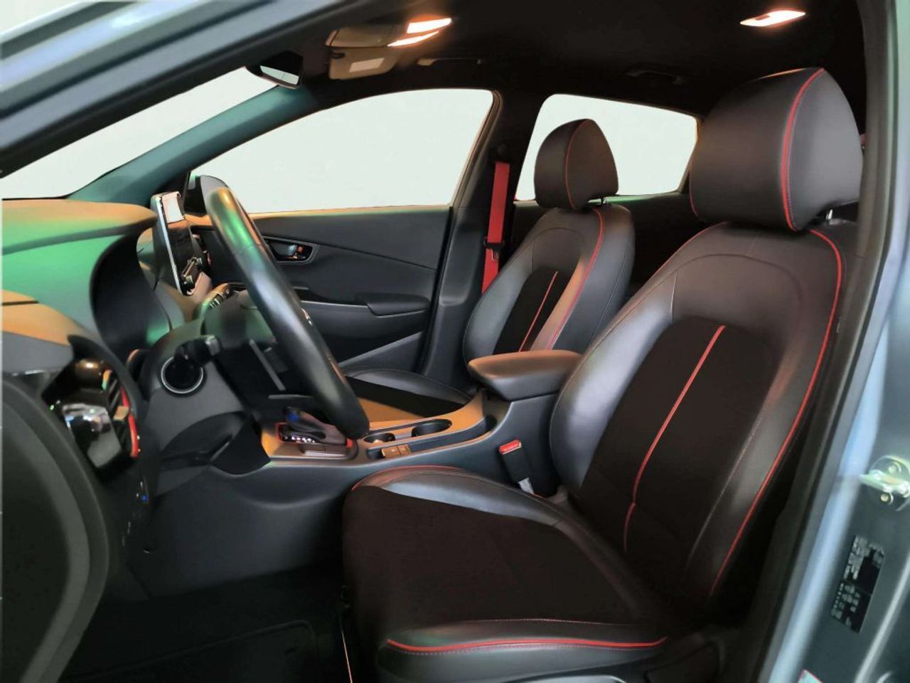 Hyundai Kona 1.6 GDI HEV Tecno Red DCT - foto 12