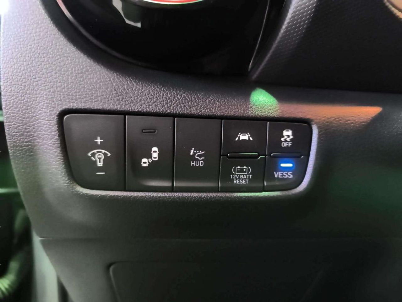 Hyundai Kona 1.6 GDI HEV Tecno Red DCT - foto 15