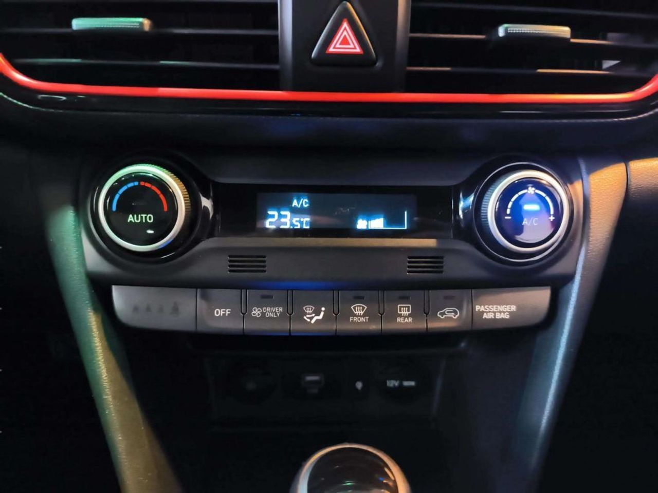 Hyundai Kona 1.6 GDI HEV Tecno Red DCT - foto 25