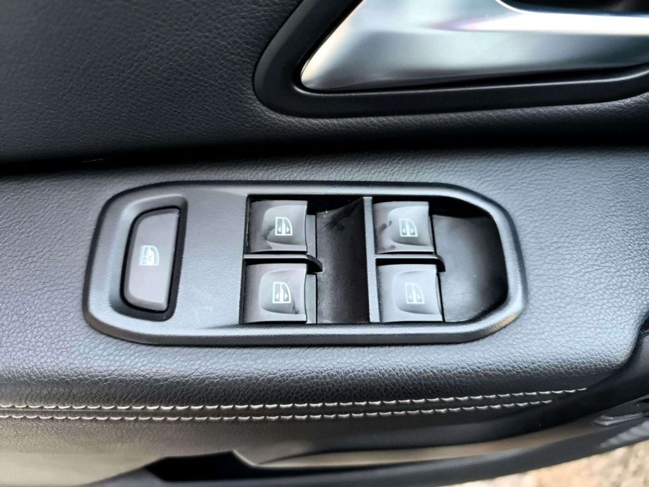 Dacia Duster Prestige TCE 74kW(100CV) GLP 4X2 - foto 14