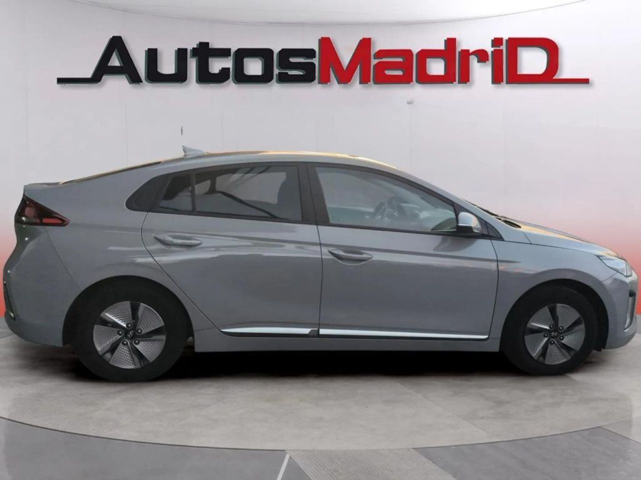 Hyundai IONIQ 1.6 GDI HEV Klass DCT - foto 9