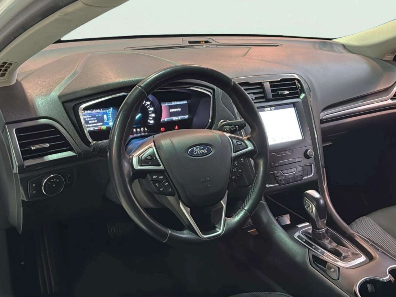 Ford Mondeo 2.0 Híbrido 137kW (187CV) Titanium HEV - foto 11