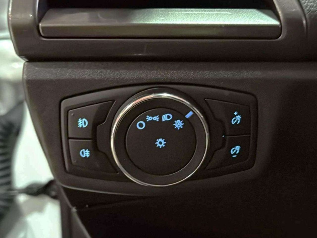 Ford Mondeo 2.0 Híbrido 137kW (187CV) Titanium HEV - foto 15