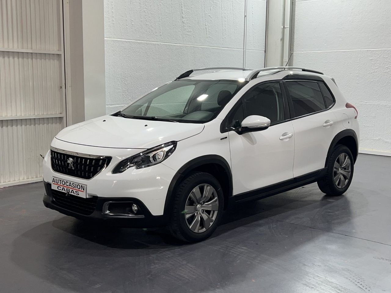 peugeot 2008 2019 /