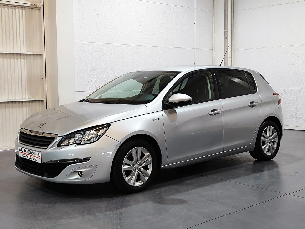 peugeot 308 2016 /