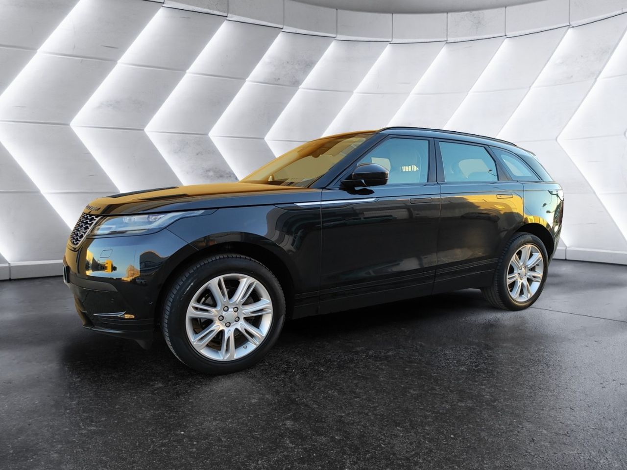 Foto land-rover range rover velar 2018 /