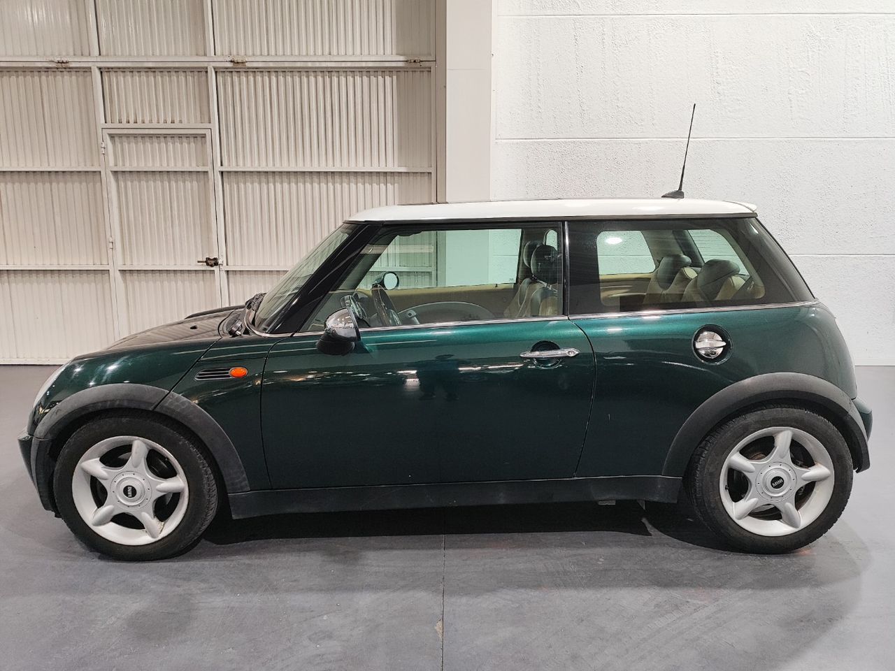 mini mini 2004 / foto grande (2)