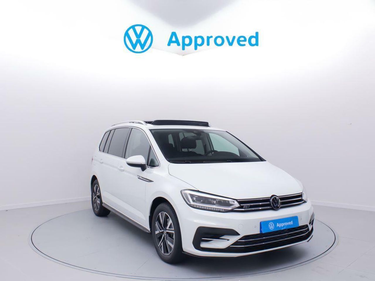 Foto volkswagen touran 2024 /