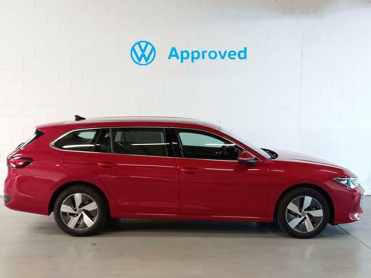 volkswagen passat 2024 / foto grande (3)