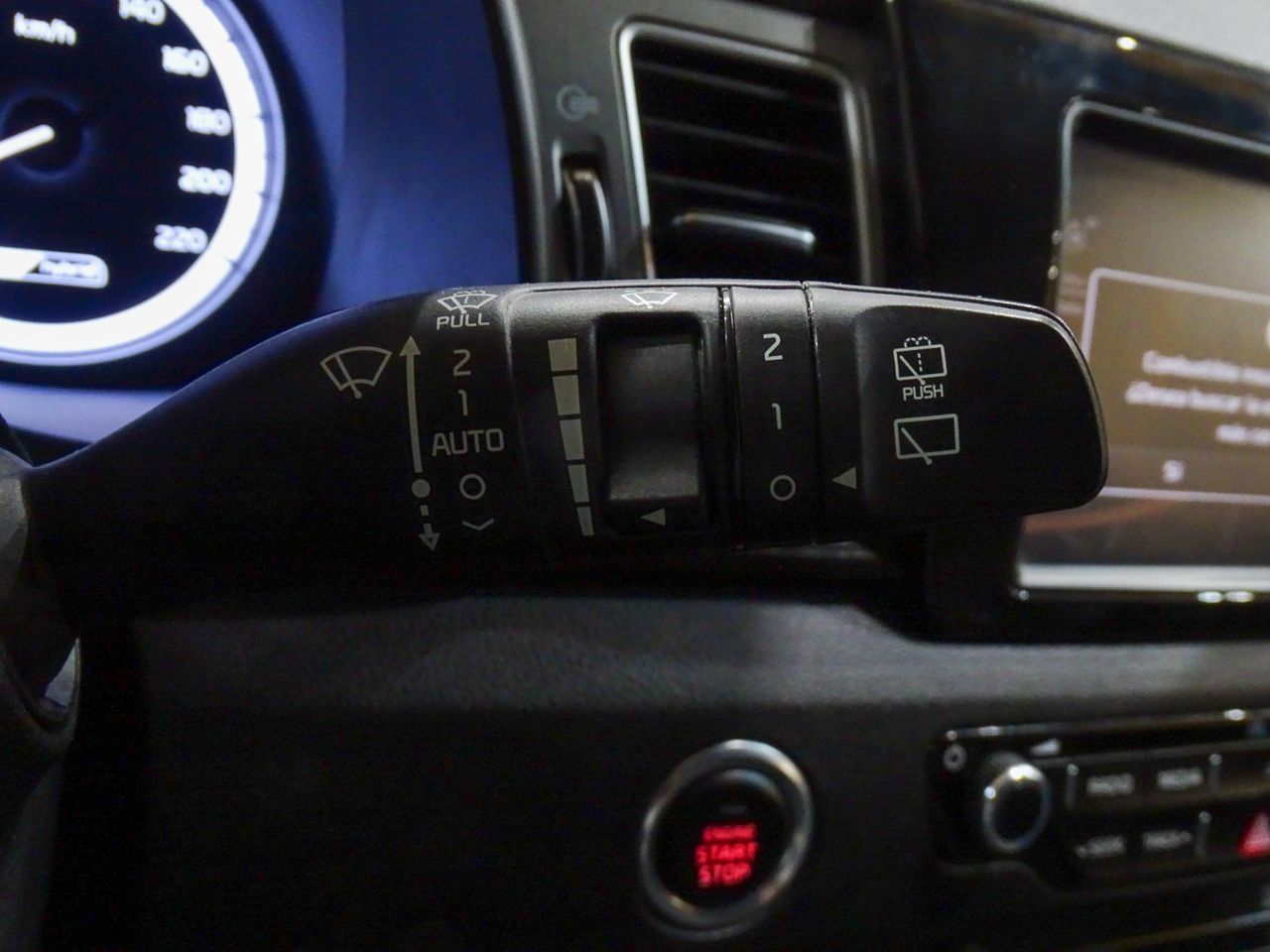 Kia Niro 1.6 GDi HEV 104kW (141CV) Emotion  - Foto 2