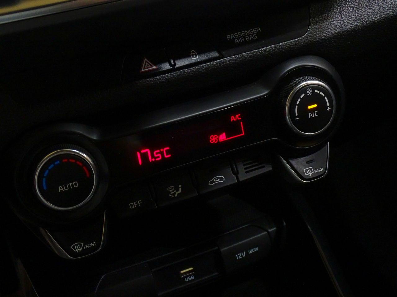Kia Stonic 1.0 T-GDi 74kW (100CV) MHEV iMT Drive  - Foto 2