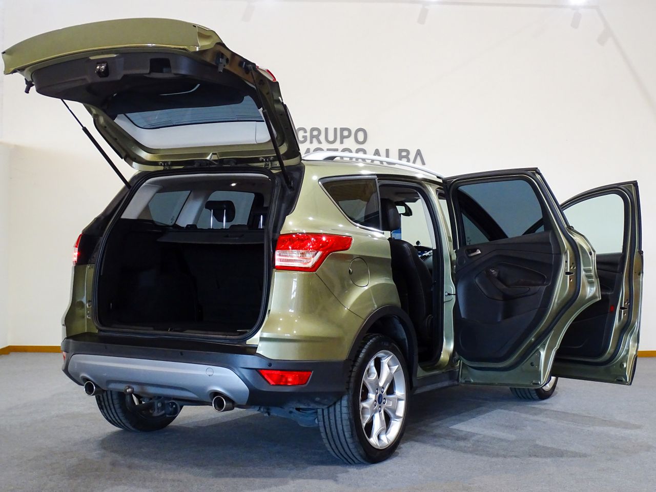 Ford Kuga 2.0 TDCI  103kW ( 140 CV ) 4x2 Titanium  - Foto 2