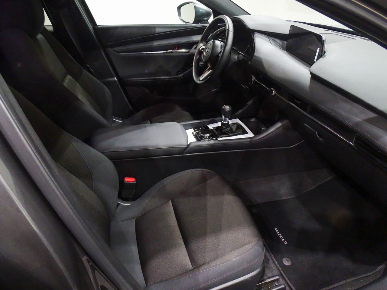 Mazda 3 e-SKYACTIV-G 90KW( 122CV ) EXCLUSIVE-LINE PLUS  - Foto 2