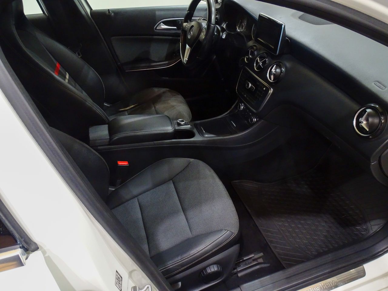 Mercedes Clase A A 220 CDI 125kW ( 170CV ) 4Matic Aut. Style  - Foto 2