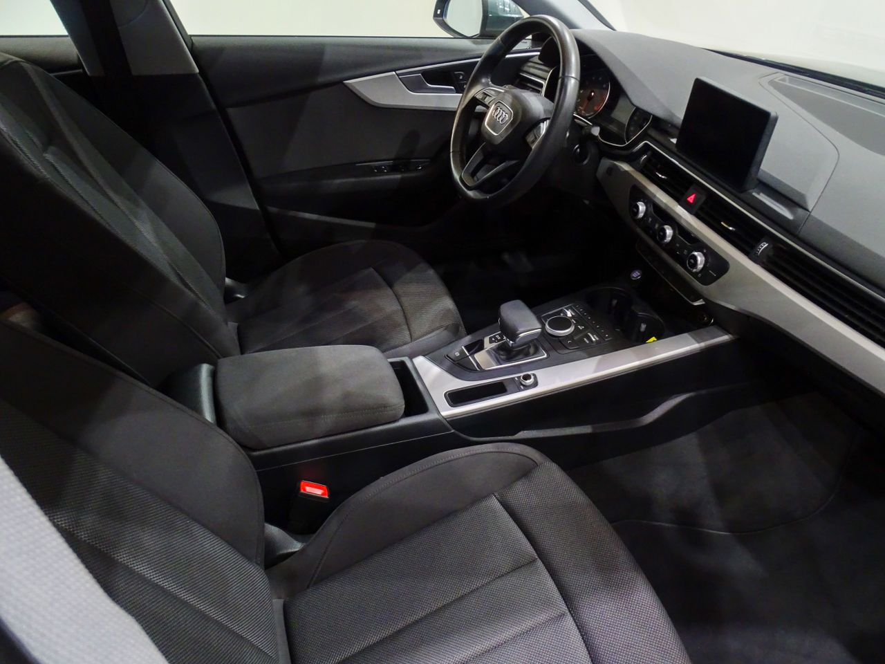 Audi A4 40 TFSI 140kW (190CV) S tronic Advanced  - Foto 2