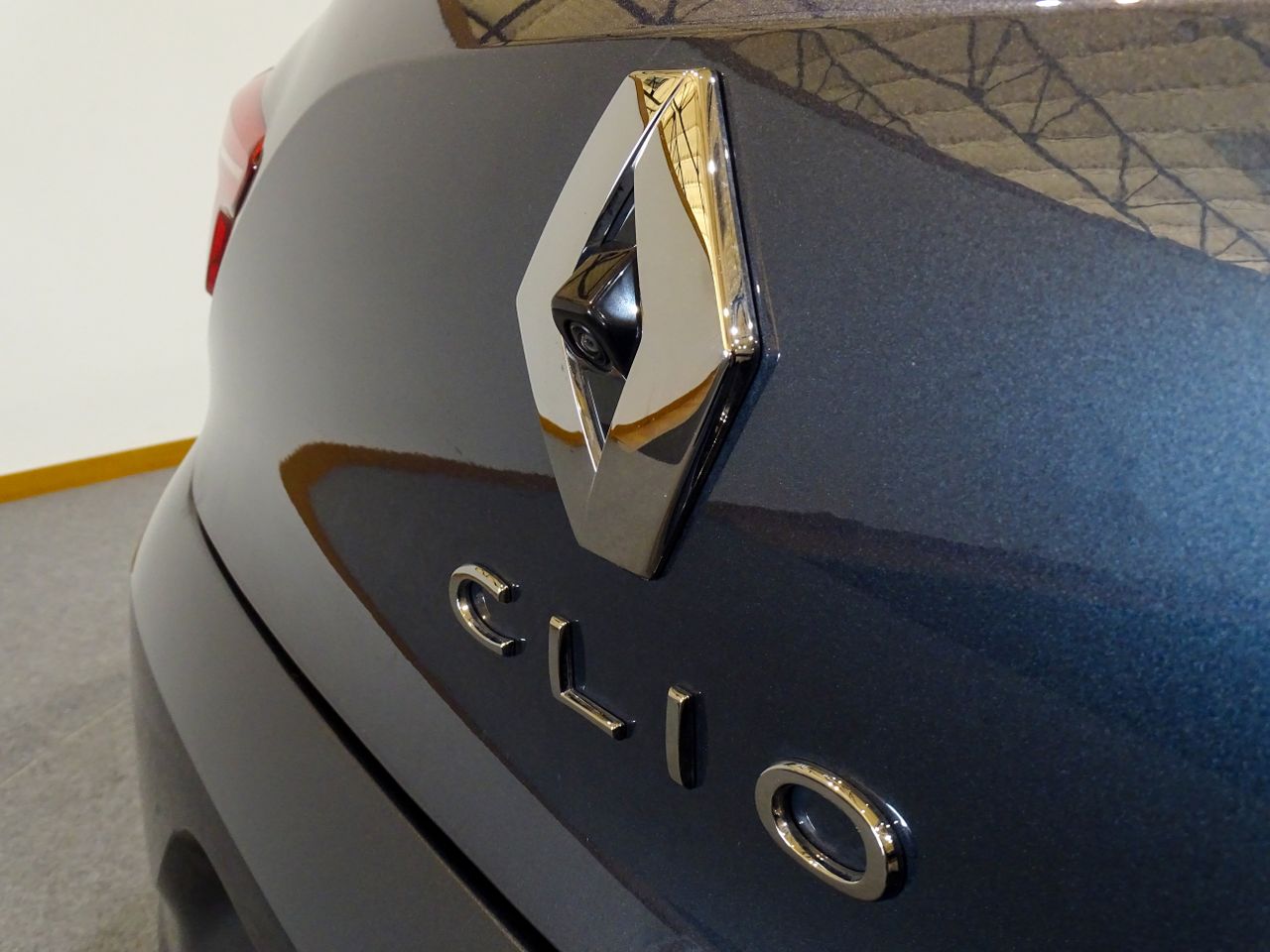 Renault Clio 1.6 TCe 67 kW (90CV) X-Tronic E-TECH HIBRID  - Foto 2