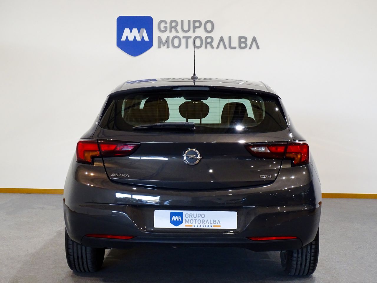 Opel Astra 1.6 CDTi  81kW (110 CV ) Selective  - Foto 2