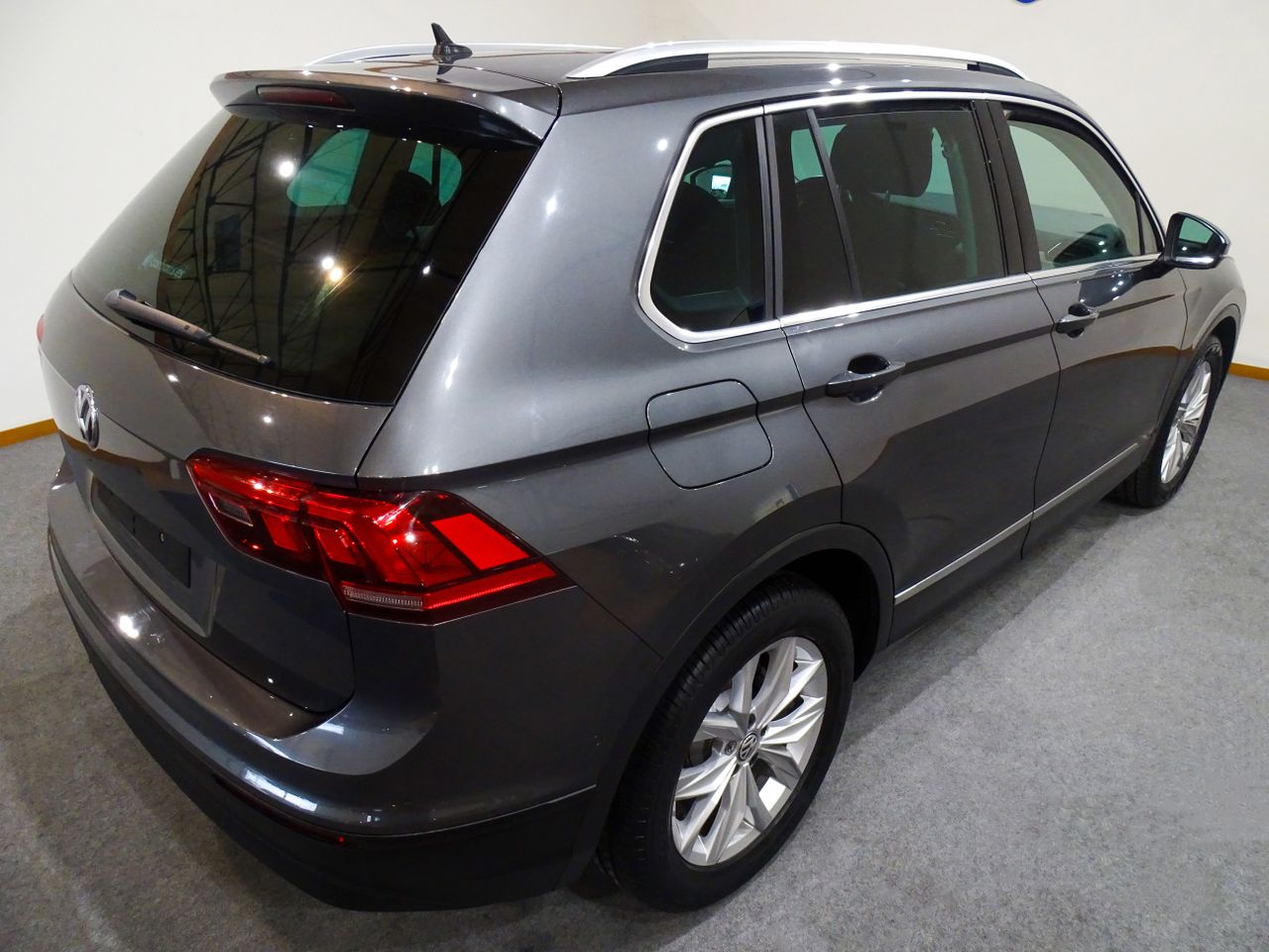 Volkswagen Tiguan 2.0 TDI 110kW  (150CV) BMT DSG Advance  - Foto 2