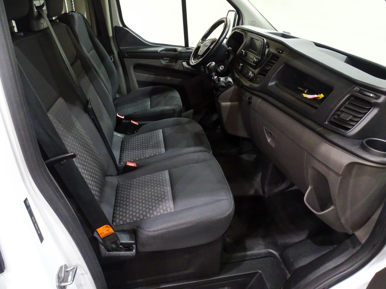 Ford Tourneo  Custom Van 2.0 TDCI 96kW ( 130CV )280 L1 Trend  - Foto 2