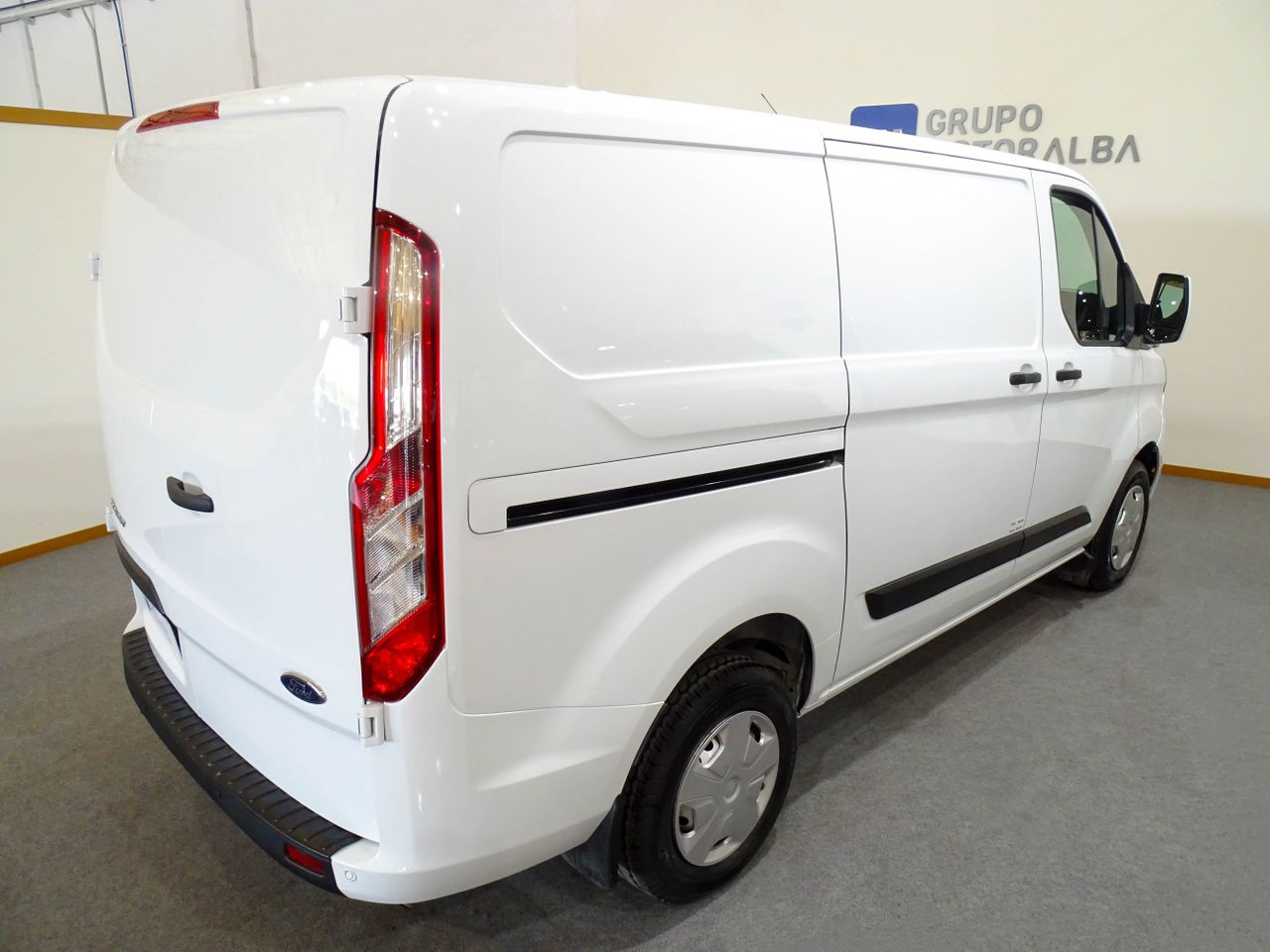 Ford Tourneo  Custom Van 2.0 TDCI 96kW ( 130CV )280 L1 Trend  - Foto 2