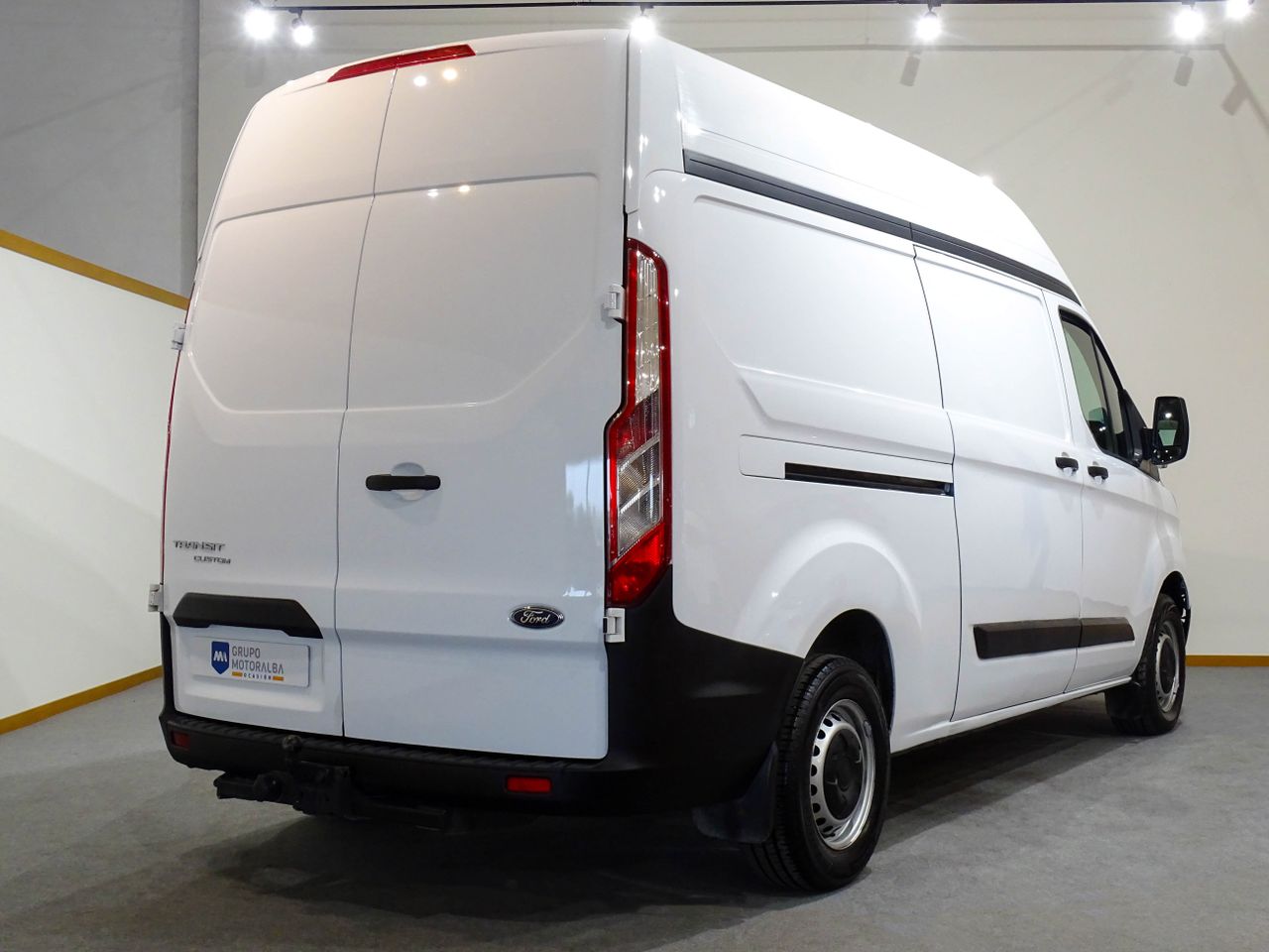 Ford Tourneo  Custom Van 2.0 TDCI 77kW ( 105CV )300 L2 Trend  - Foto 2