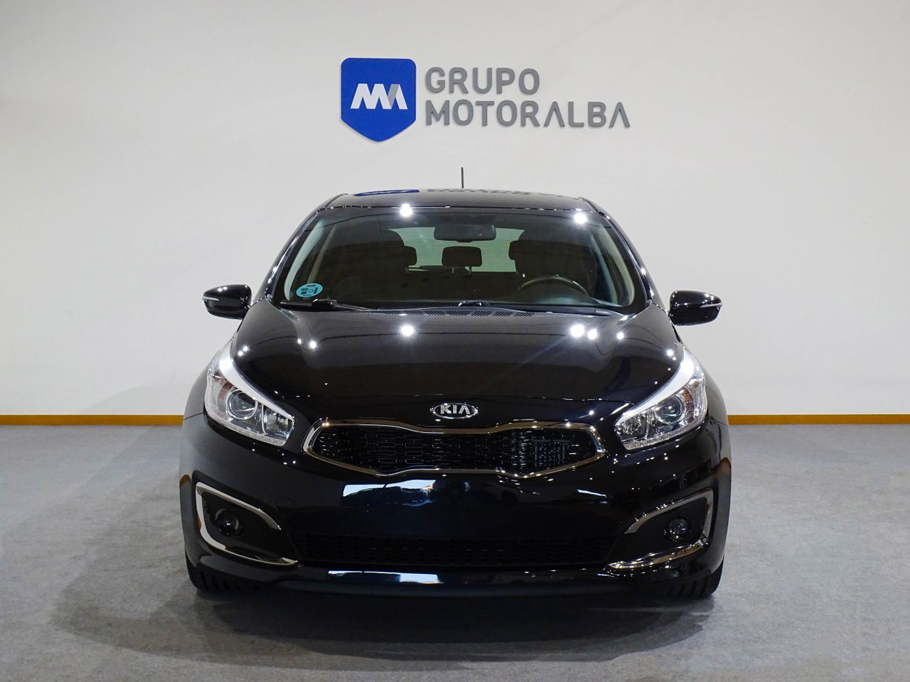 Kia Ceed 1.6 CRDi VGT 100kW (136CV ) Tech  - Foto 2