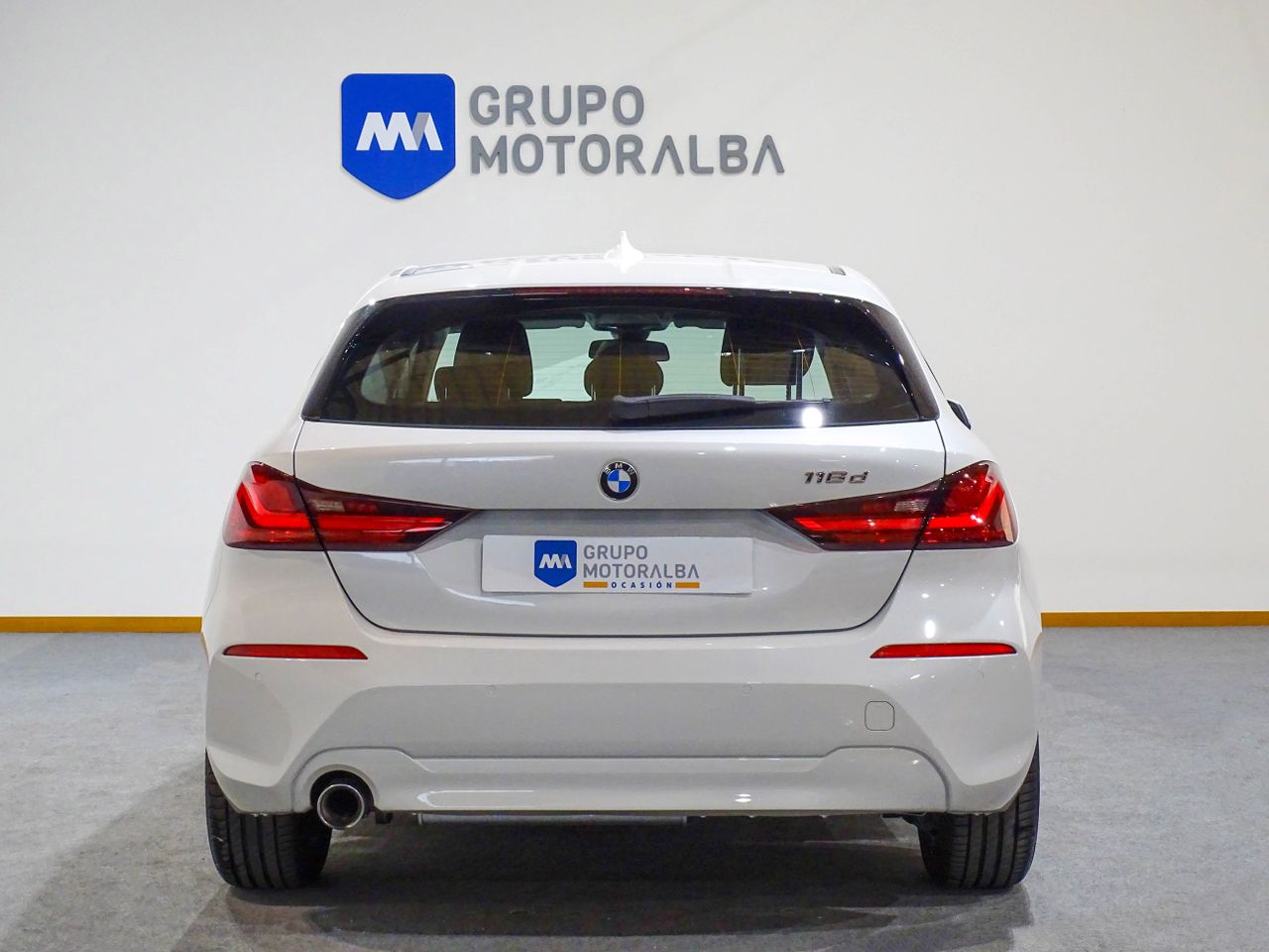 BMW Serie 1 116d  85kW ( 115CV )  - Foto 2