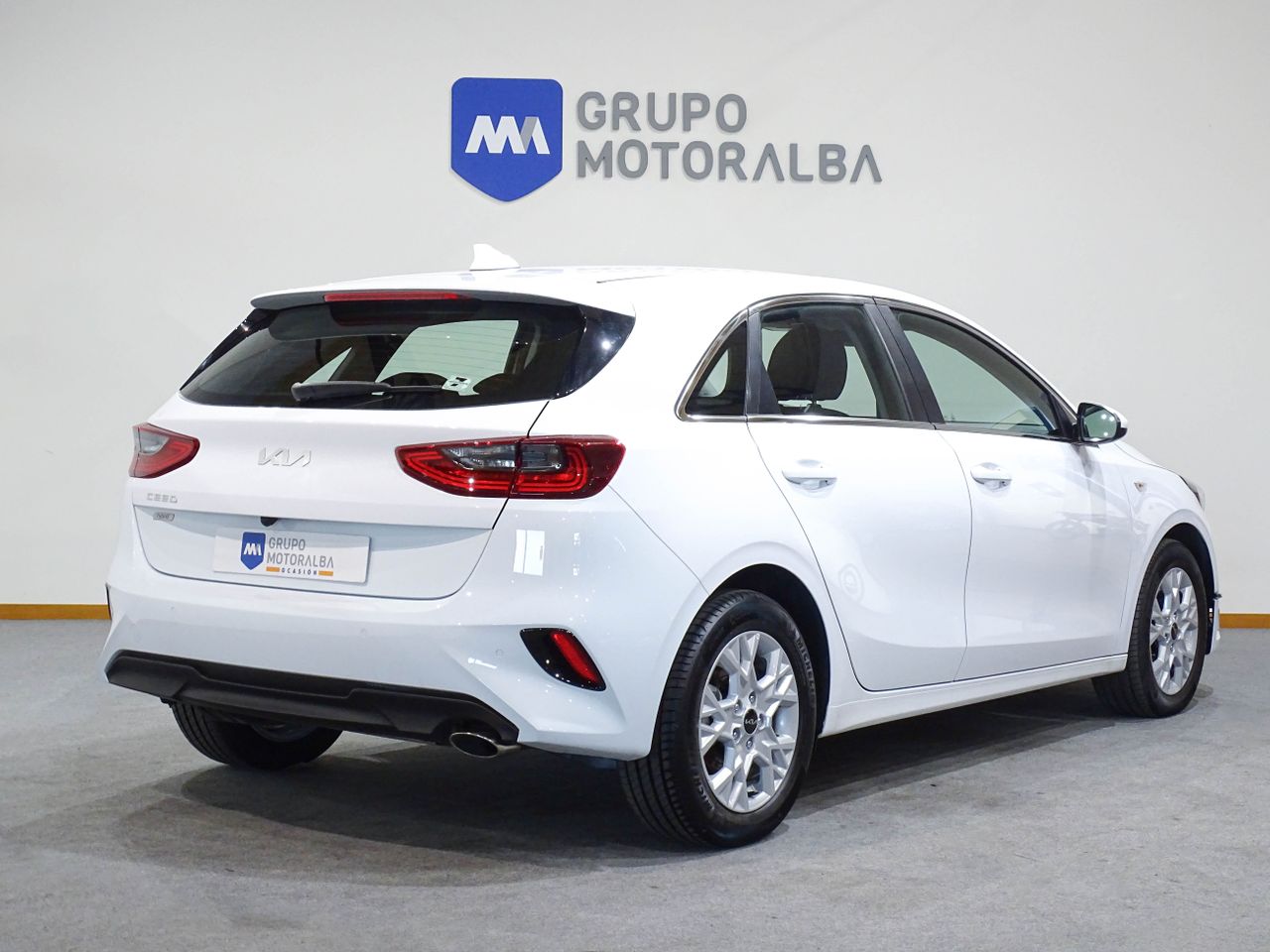 Kia Ceed 1.6 MHEV iMT 100kW (136CV) Drive  - Foto 2