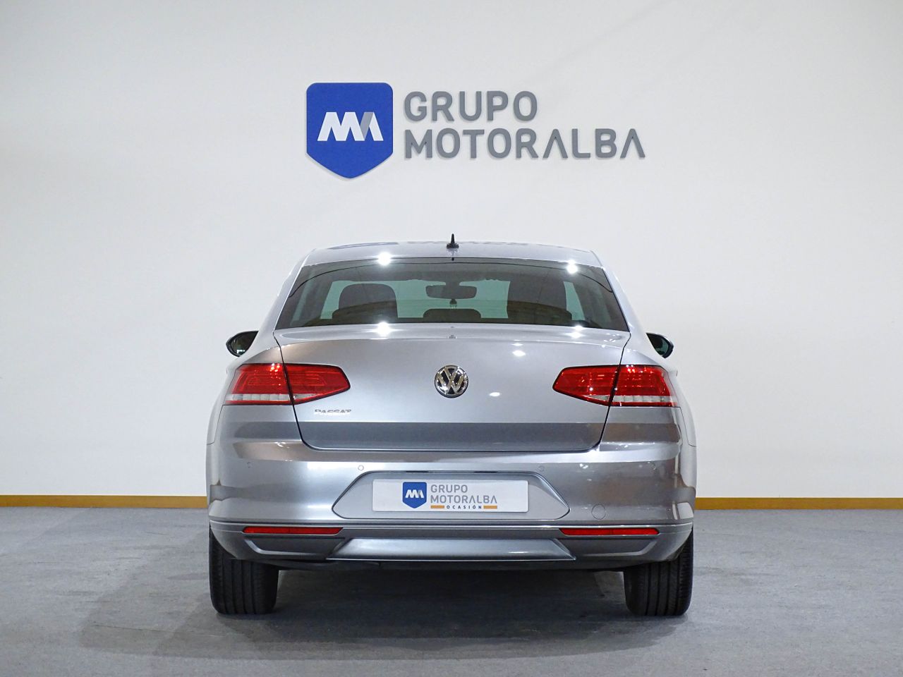 Volkswagen Passat 2.0 TDI 110kW (150CV) Advance  - Foto 2