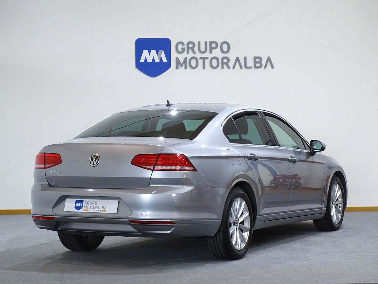 Volkswagen Passat 2.0 TDI 110kW (150CV) Advance  - Foto 2