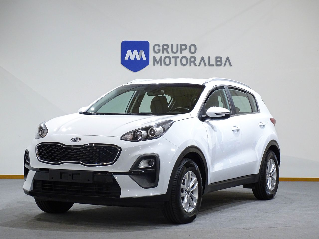 Kia Sportage 1.6 MHEV   100kW (136CV) 4x2 Business  - Foto 2