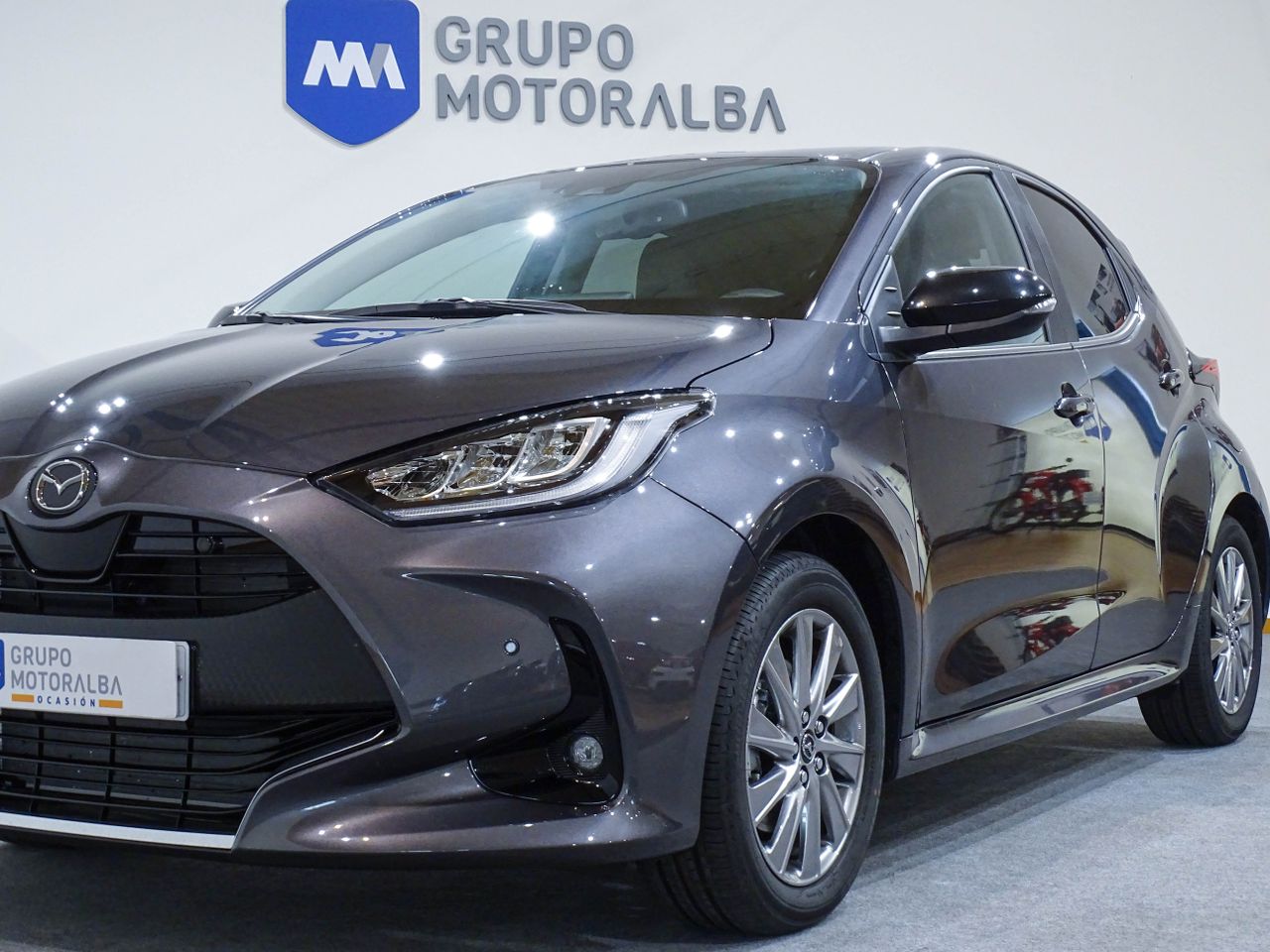 mazda 2 2023 / foto grande (3)
