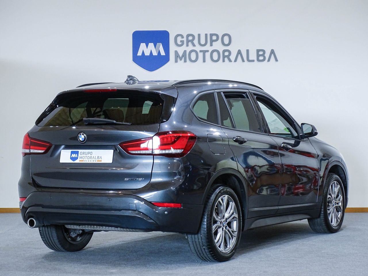 BMW X1 1.5 sDrive18i  103kW ( 140CV )  - Foto 2