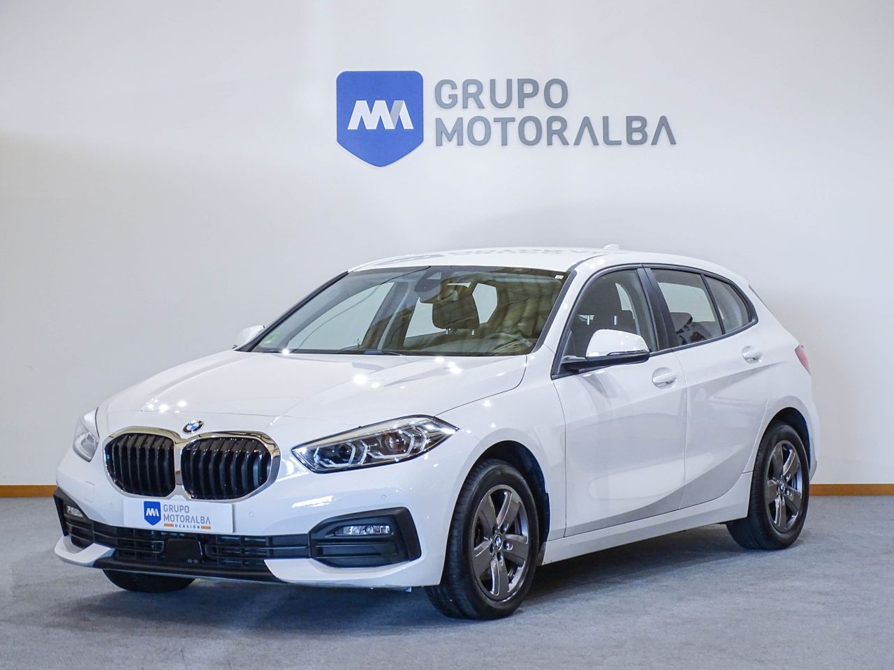 BMW Serie 1 116d  85kW ( 115CV )  - Foto 2