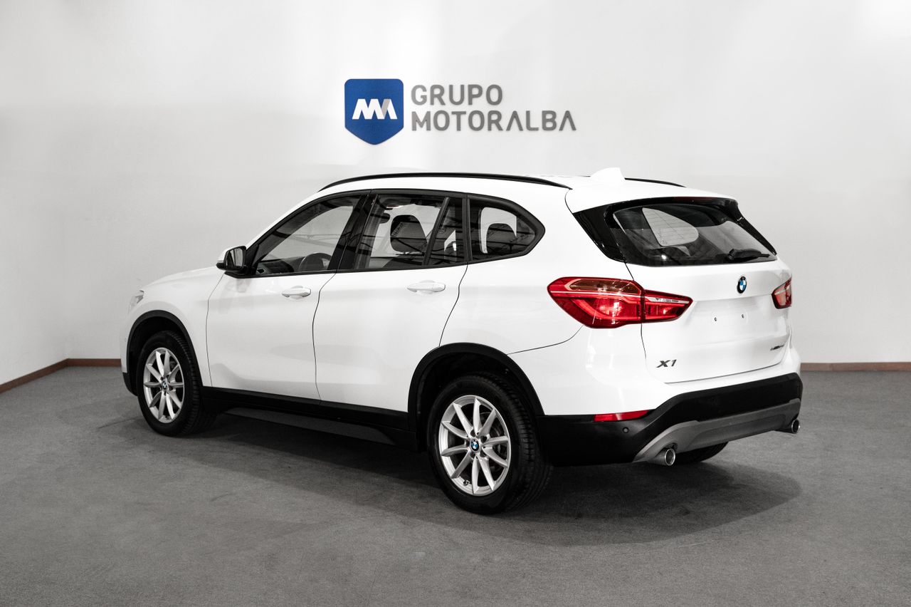 BMW X1 Business 2.0 sDrive18d 110kW ( 150CV ) AT  - Foto 2