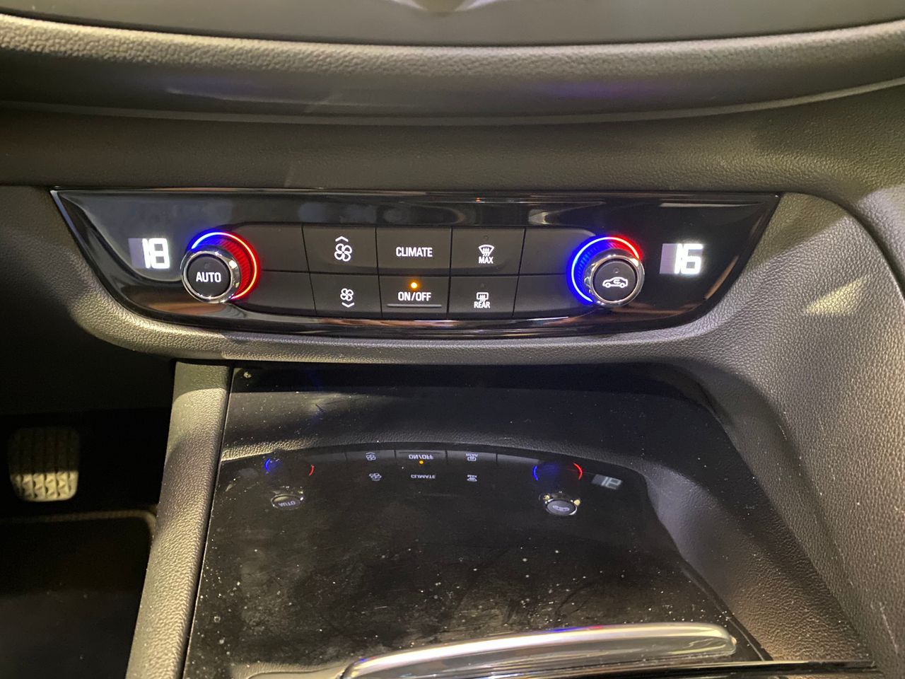 Opel Insignia ST 1.6 CDTi 81kW ecoTEC D Selective - foto 15